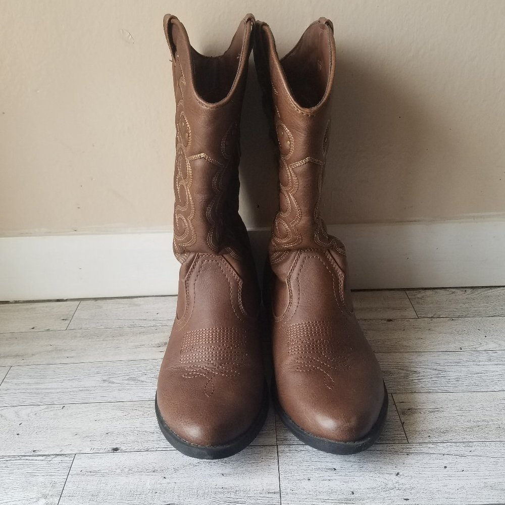 Cat and Jack Girlโs Western Boots Size 5 - Picture 2 of 9